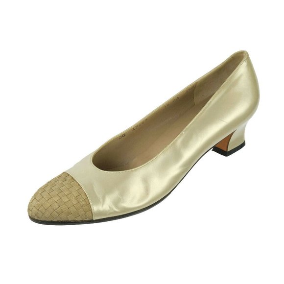 Worn 2X SALVATORE FERRAGAMO 10 AA Silver Gray Lacquered Florence ITALY - Picture 1 of 7